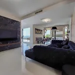 Villa Elite *