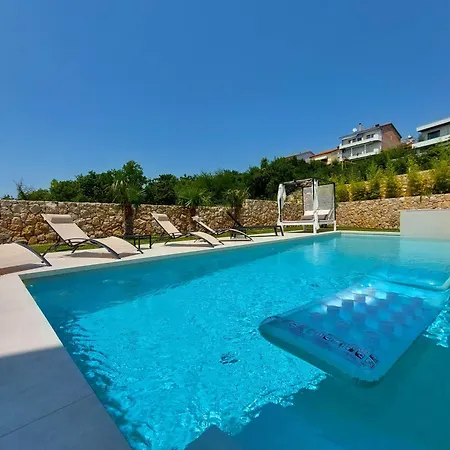 别墅 Elite 茨里克韦尼察