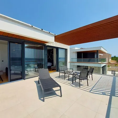 Elite * 茨里克韦尼察